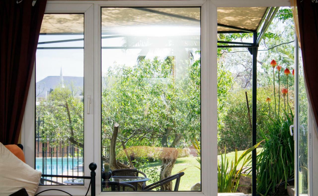Haus Holzapfel Otel Beaufort West Dış mekan fotoğraf