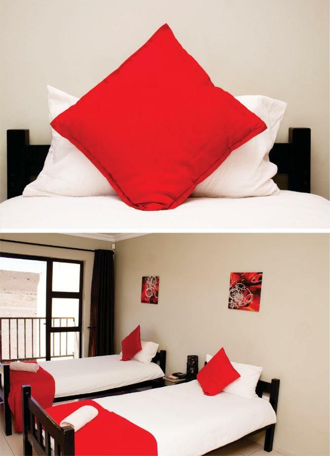 Haus Holzapfel Otel Beaufort West Dış mekan fotoğraf