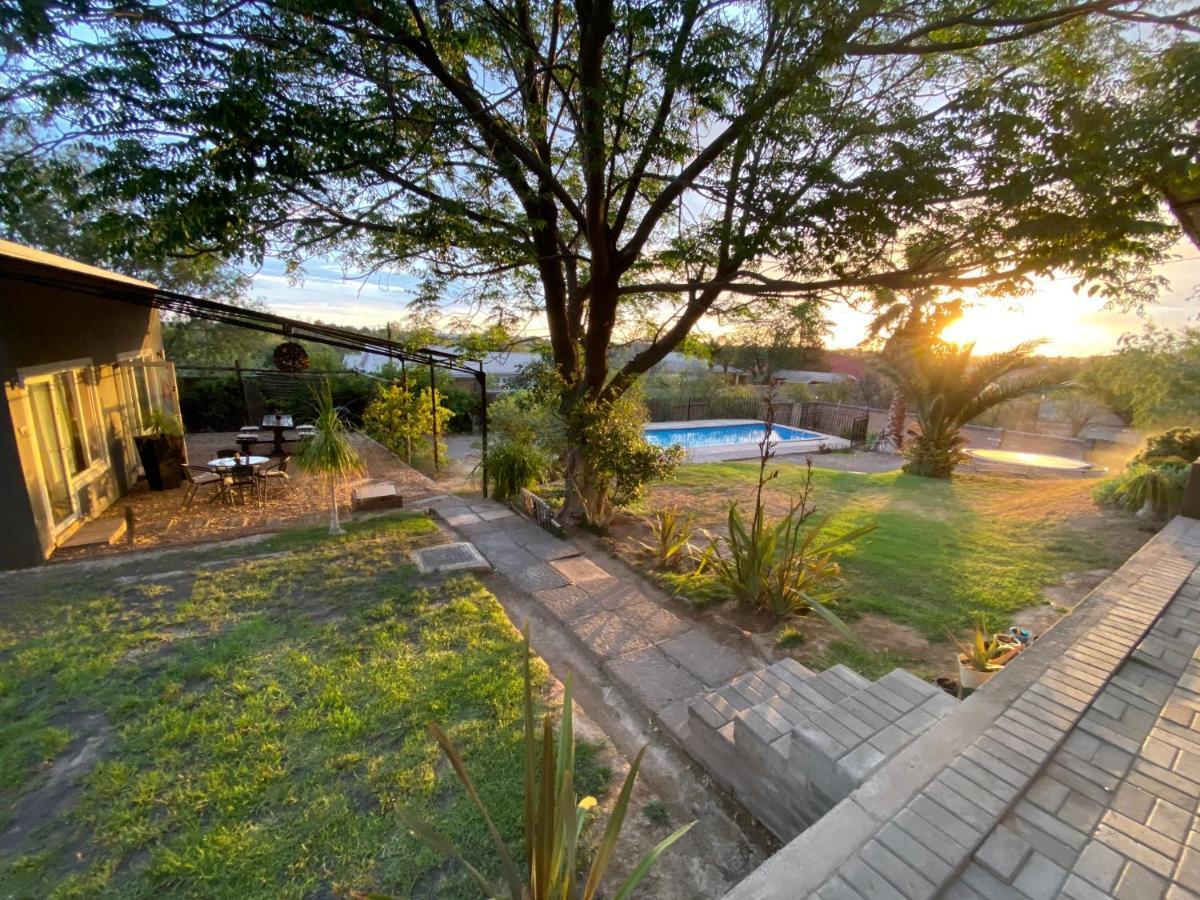 Haus Holzapfel Otel Beaufort West Dış mekan fotoğraf
