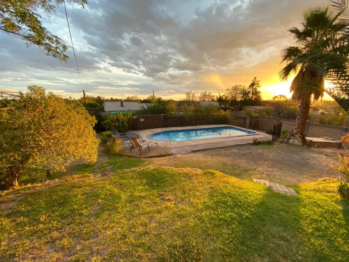 Haus Holzapfel Otel Beaufort West Dış mekan fotoğraf